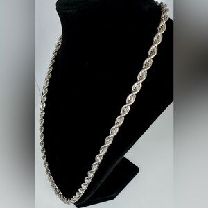 Vintage Signed Avon Twisted Silver-tone Rope Chain Necklace 11.5” #1510